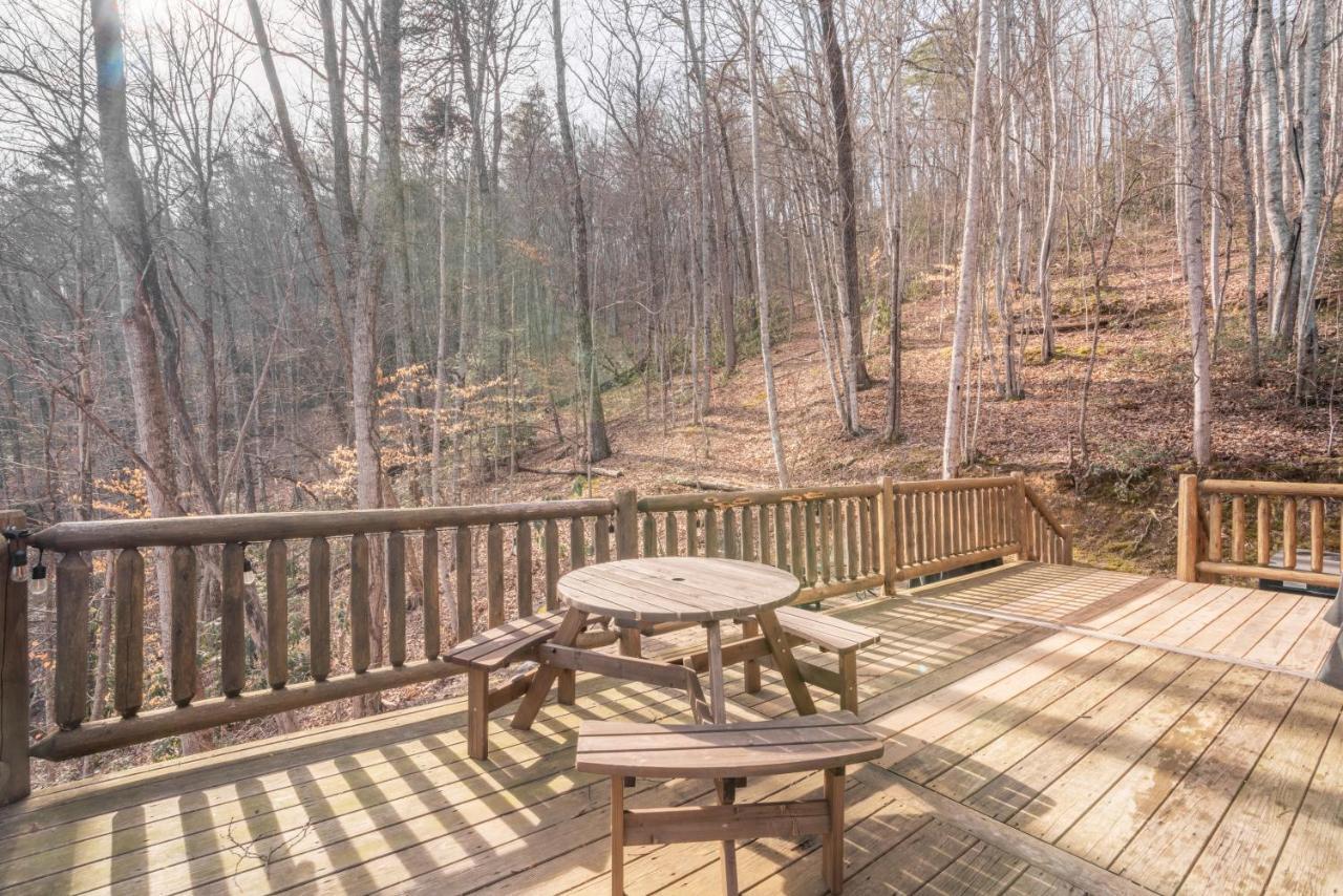 Moonshine Ridge Cabin With Hot Tub And Fire Pit Pigeon Forge Zewnętrze zdjęcie