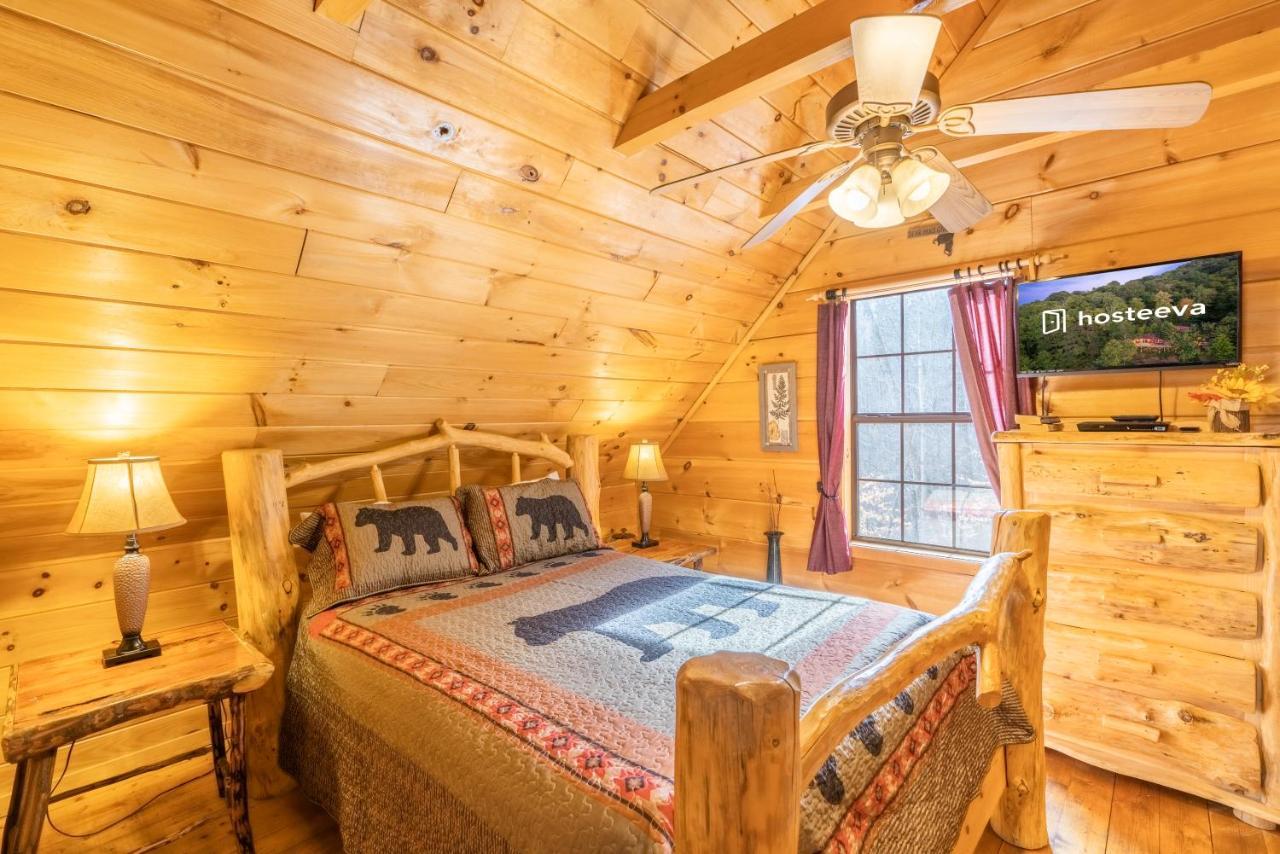 Moonshine Ridge Cabin With Hot Tub And Fire Pit Pigeon Forge Zewnętrze zdjęcie